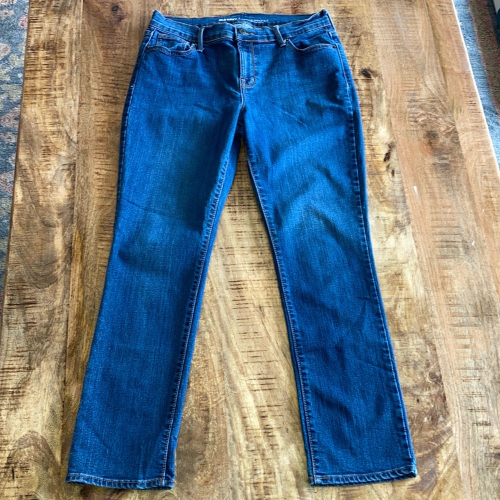 Old Navy Mid-Rise Curvy Jeans